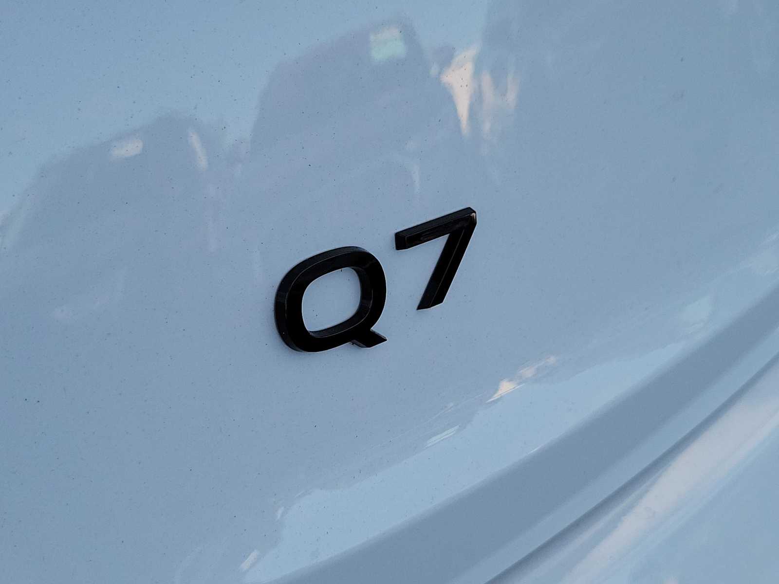 Thumbnail: 2025 Audi Q7 - 10