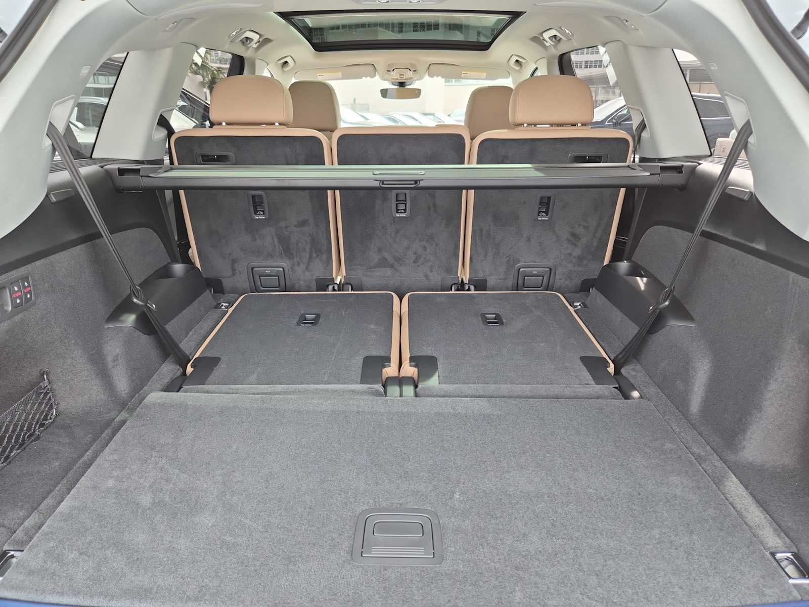 Thumbnail: 2026 Audi Q7 - 27