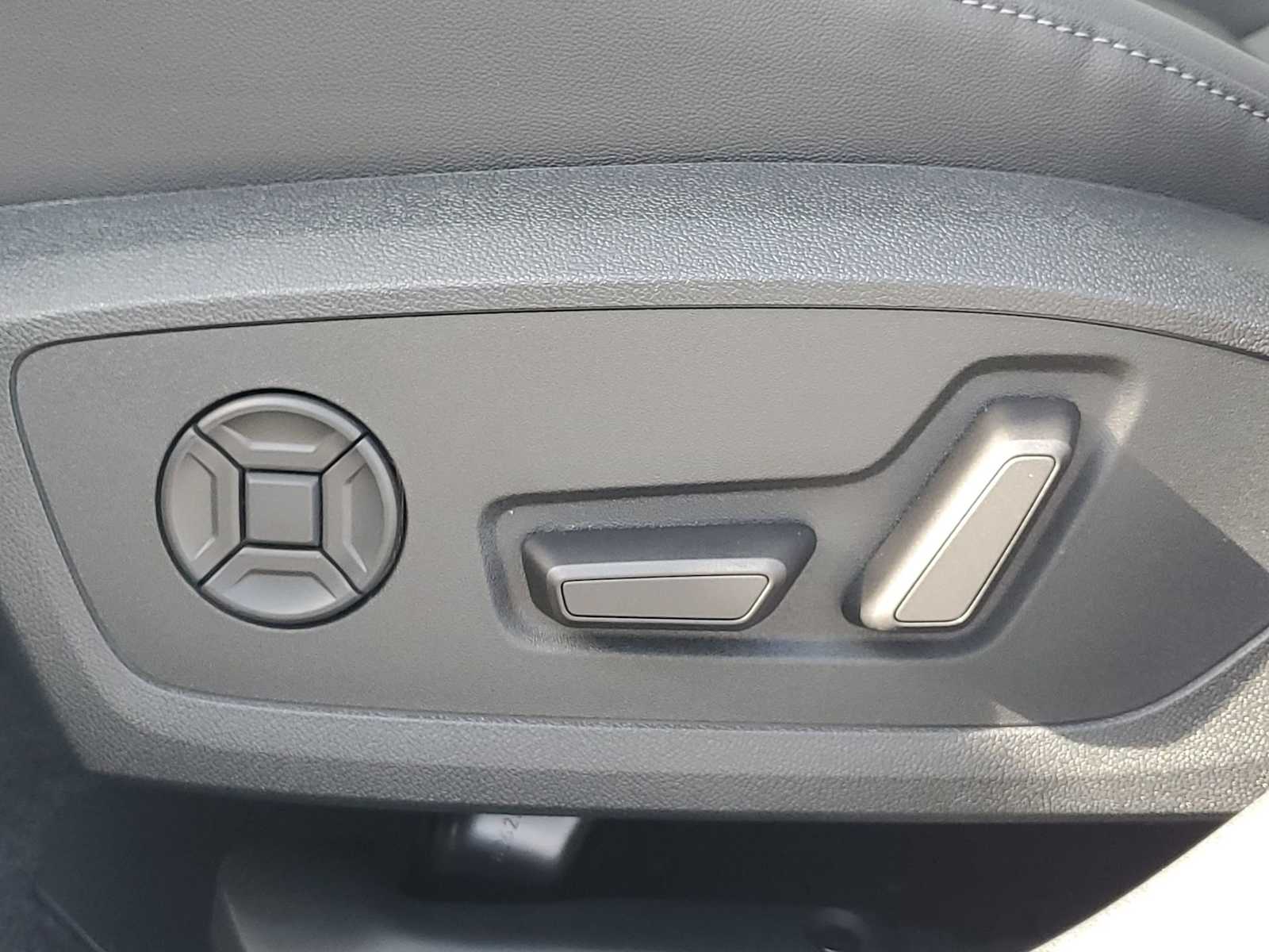 Thumbnail: 2025 Audi A5 - 16