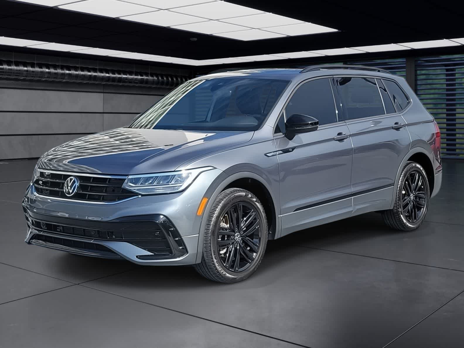 2022 Volkswagen Tiguan SE R-LINE BLACK