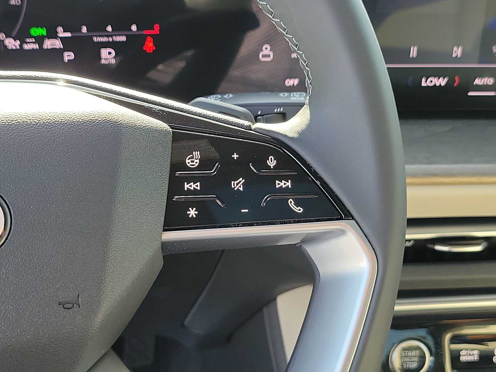 Thumbnail: 2025 Audi Q5 - 22