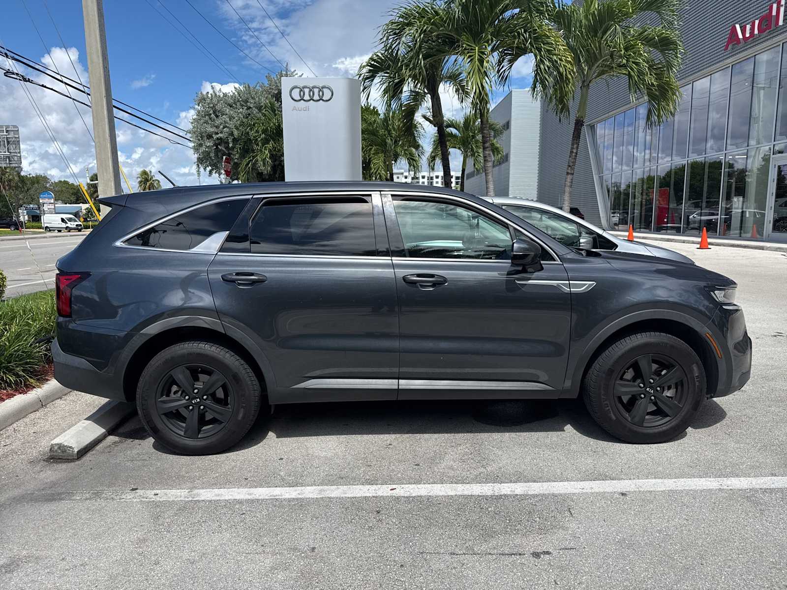 Thumbnail: 2021 Kia Sorento - 2