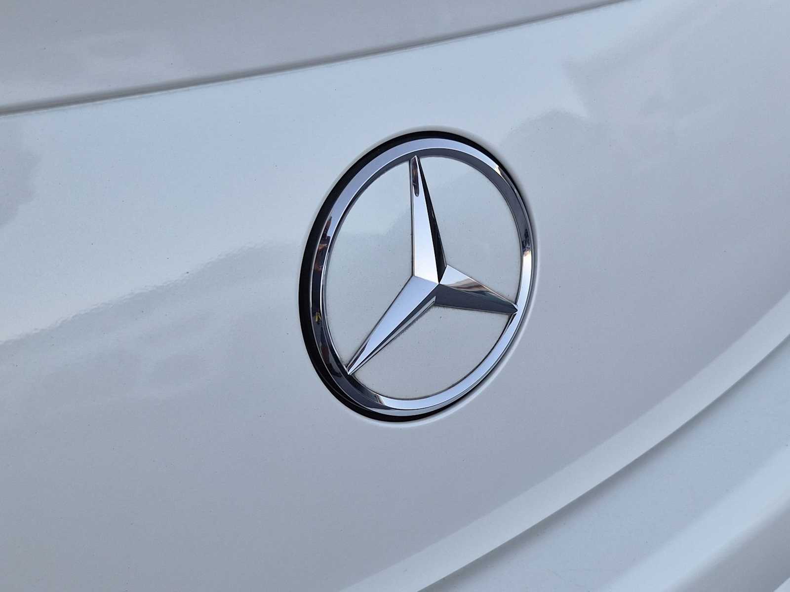 Thumbnail: 2018 Mercedes-Benz E-Class - 10