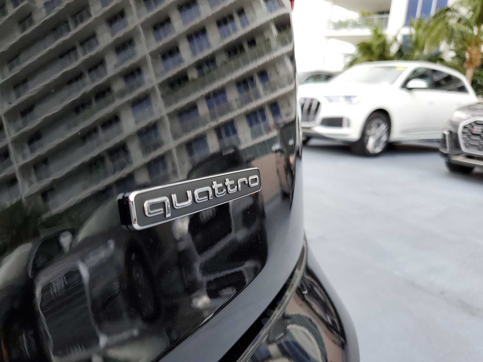 Thumbnail: 2023 Audi Q5 - 11