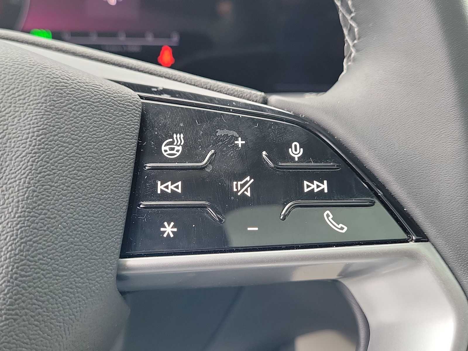 Thumbnail: 2025 Audi Q5 - 22