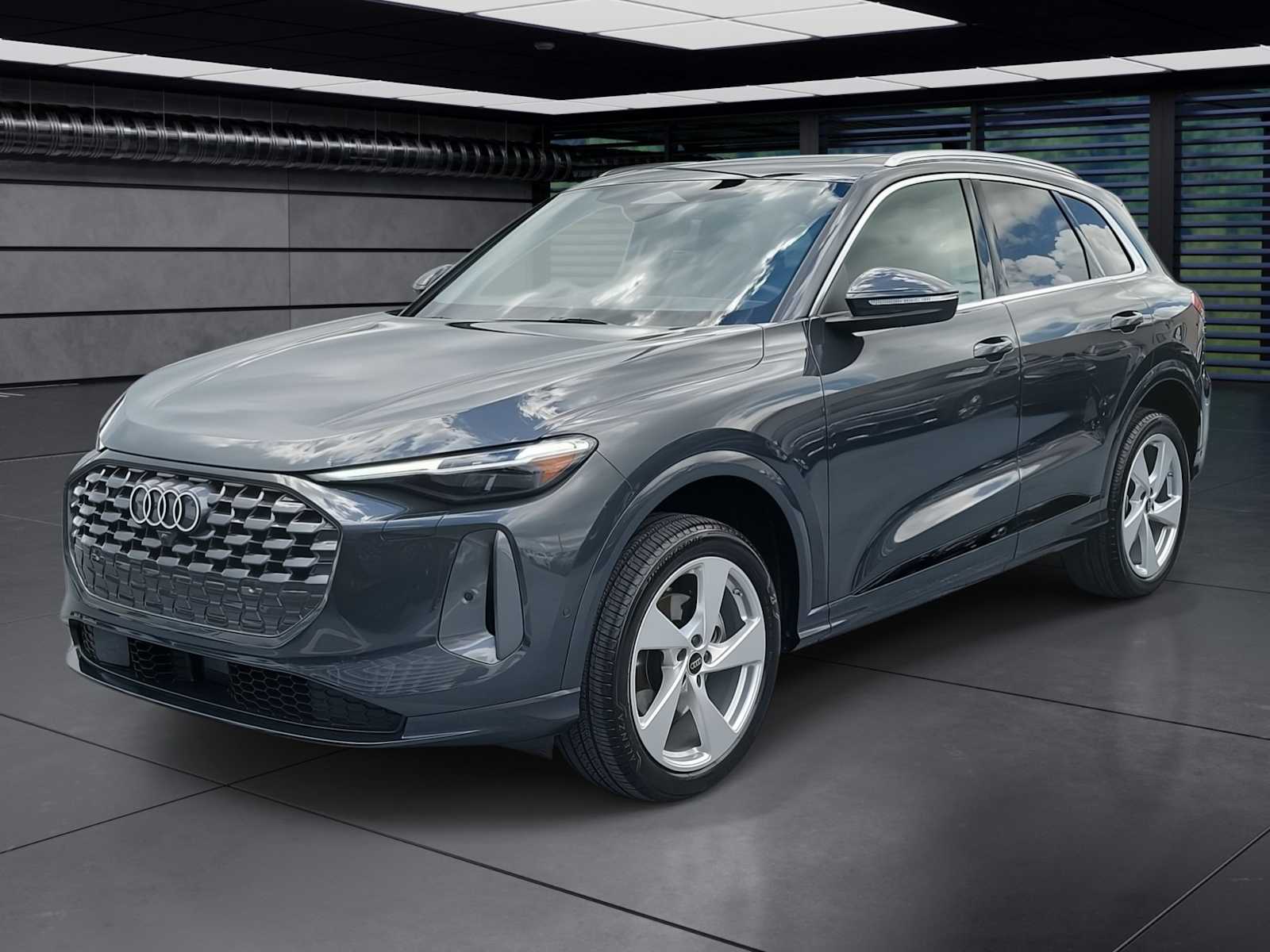 2025 Audi Q5 Premium Plus