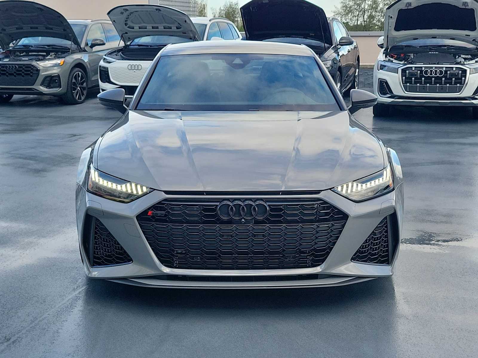 Thumbnail: 2026 Audi RS 7 - 9