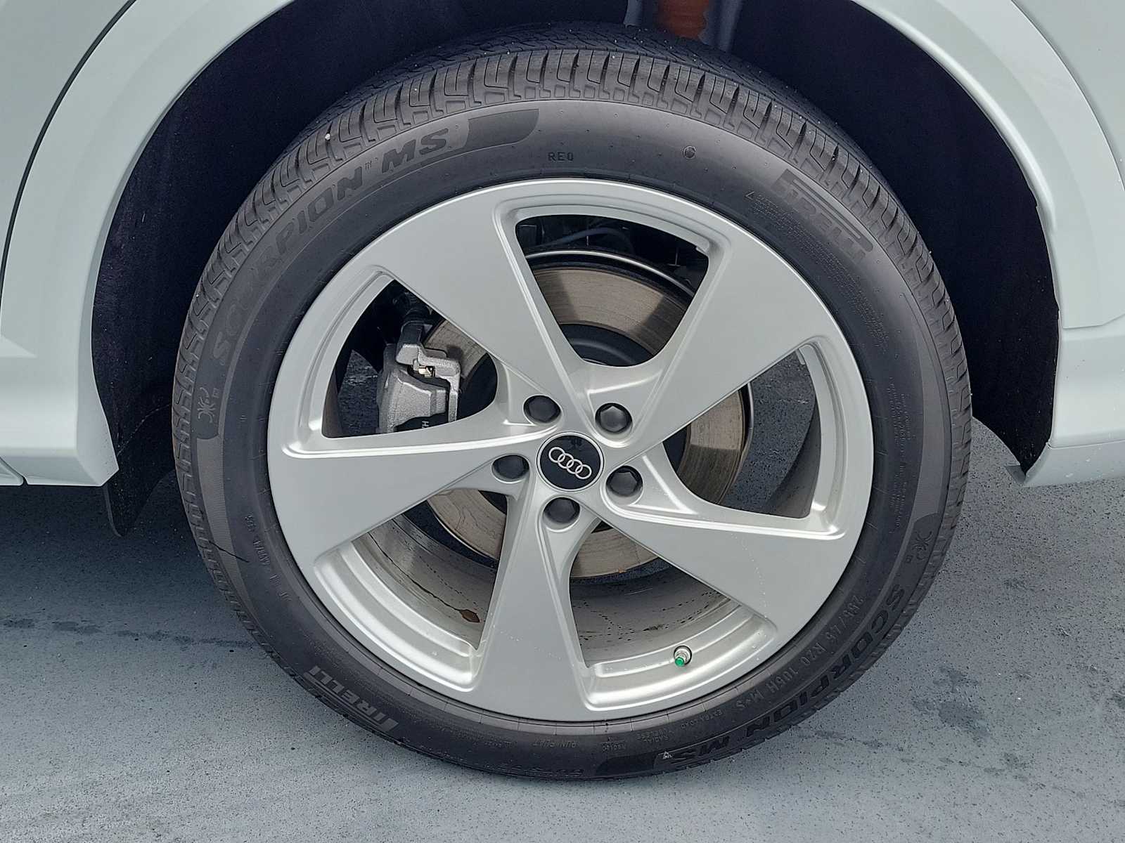 Thumbnail: 2026 Audi Q5 - 12