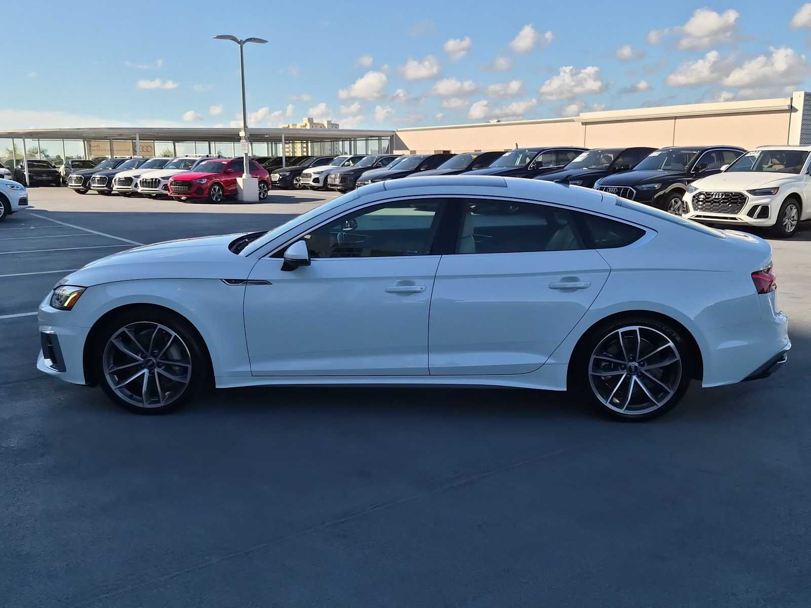 Thumbnail: 2022 Audi A5 - 3