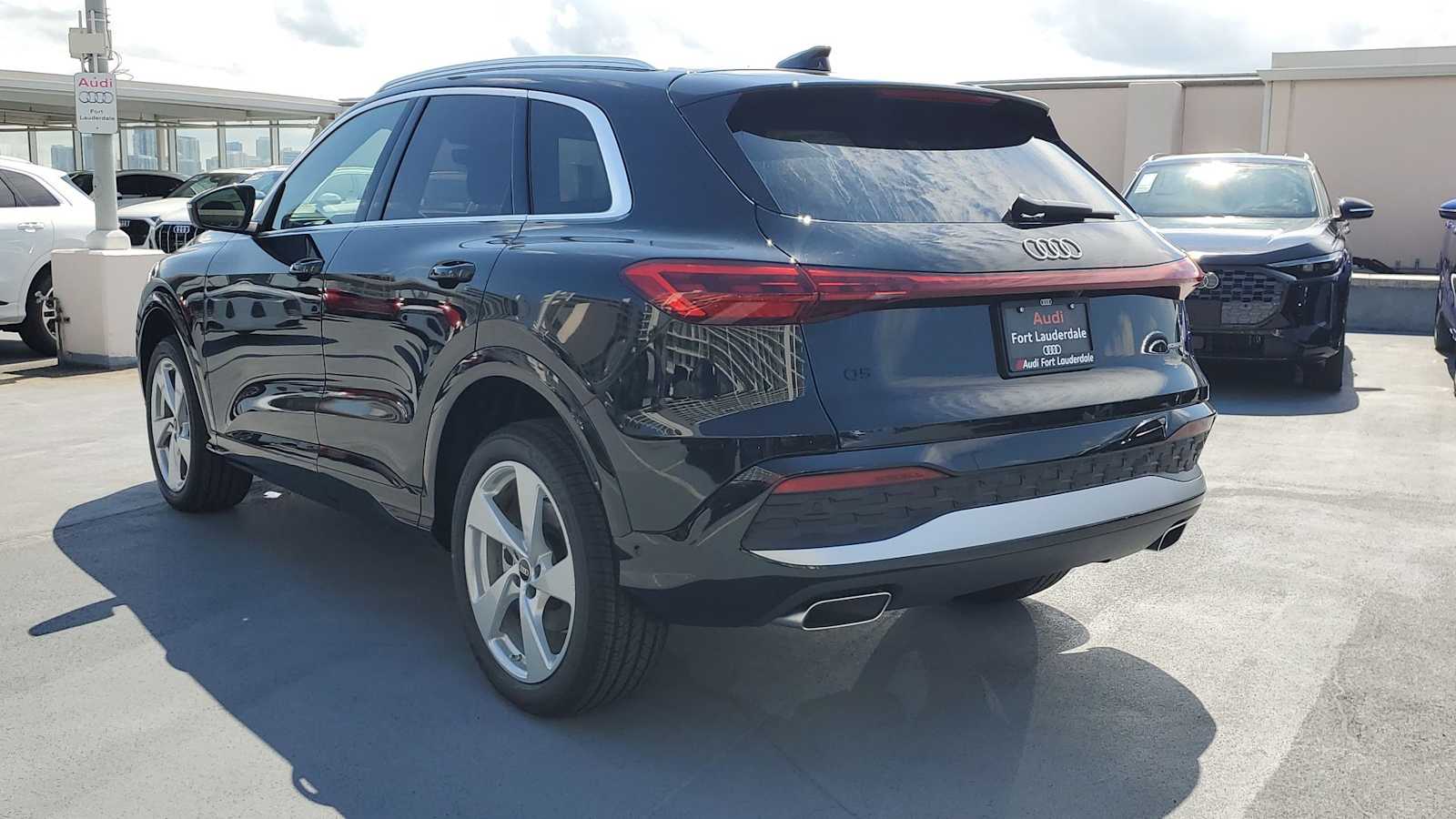 Thumbnail: 2026 Audi Q5 - 4
