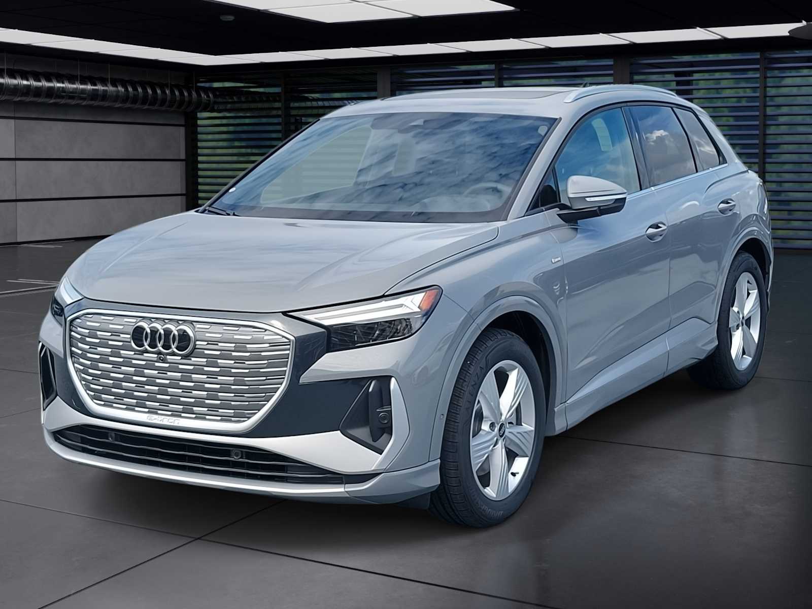 Thumbnail: 2026 Audi Q4 e-tron - 1