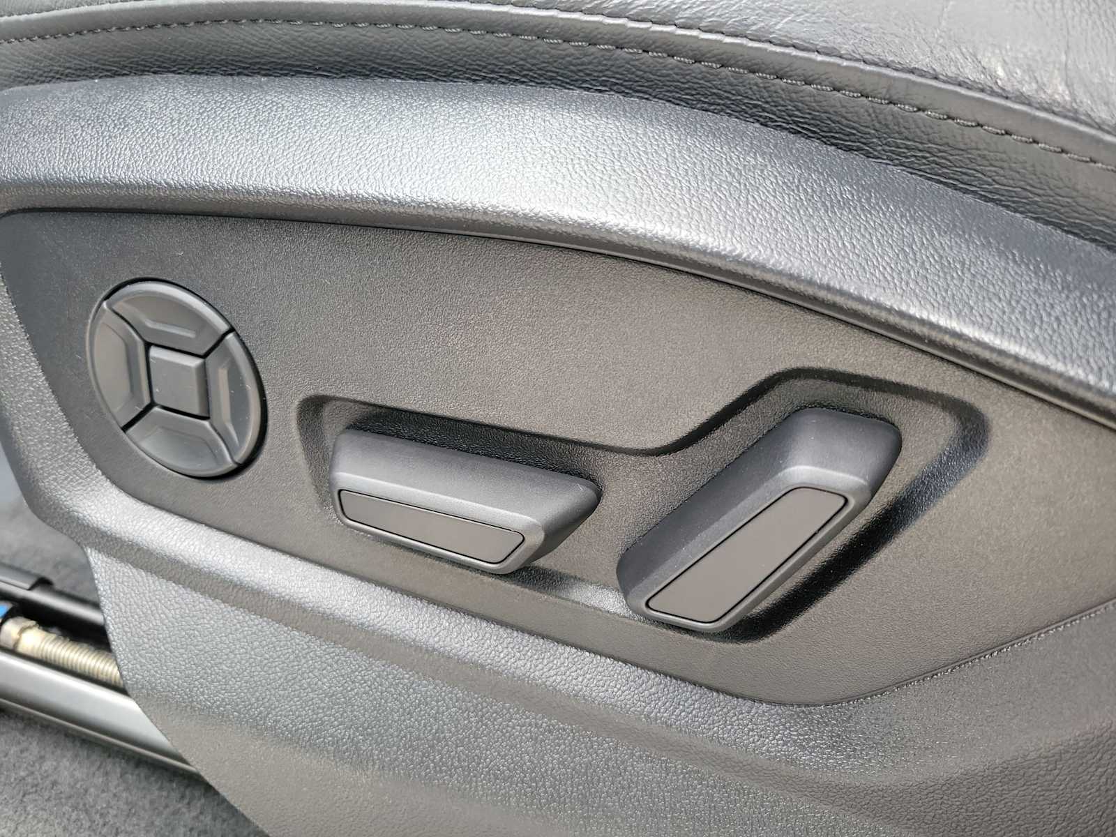 Thumbnail: 2021 Audi Q7 - 15