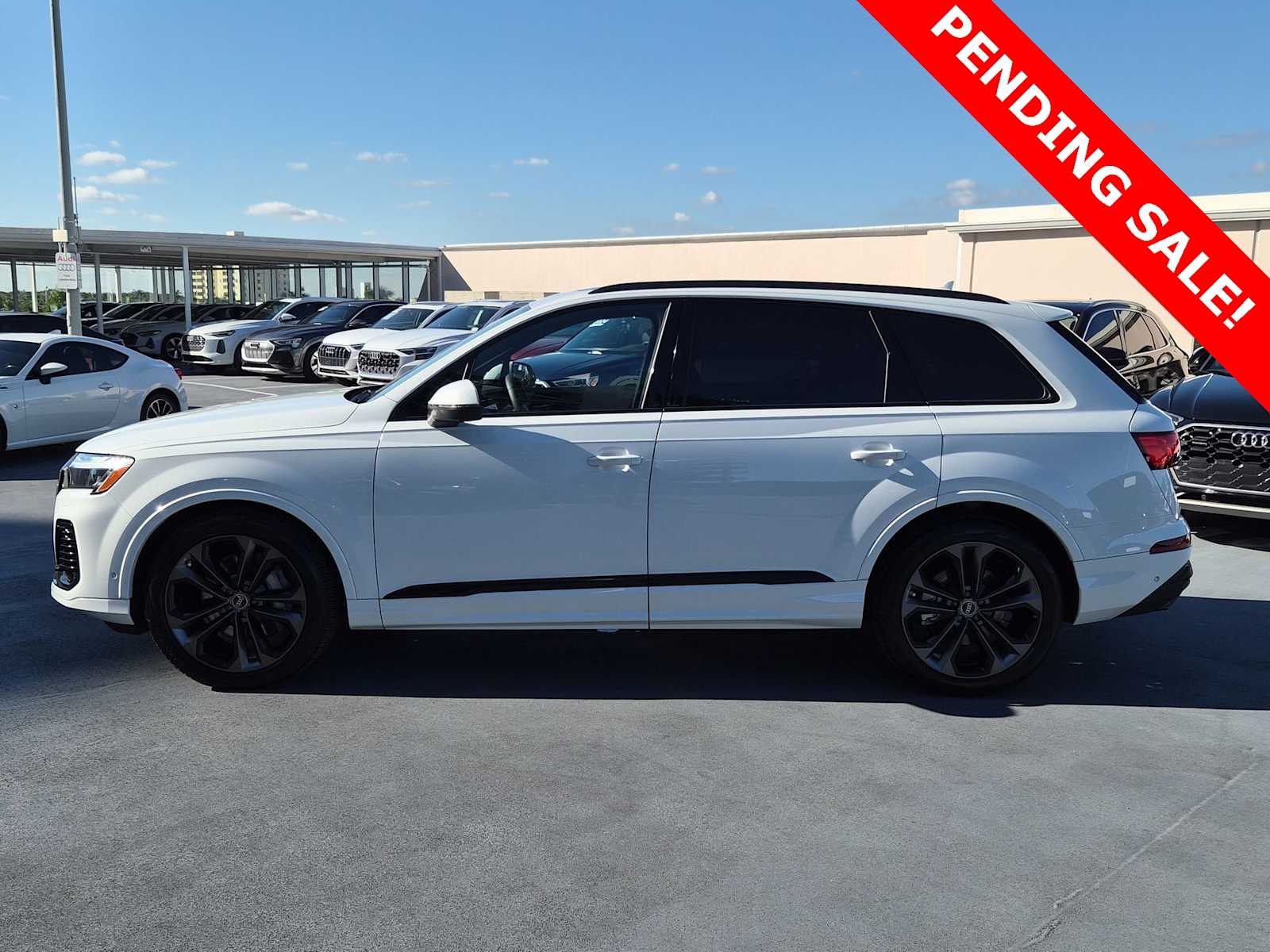 Thumbnail: 2025 Audi Q7 - 3