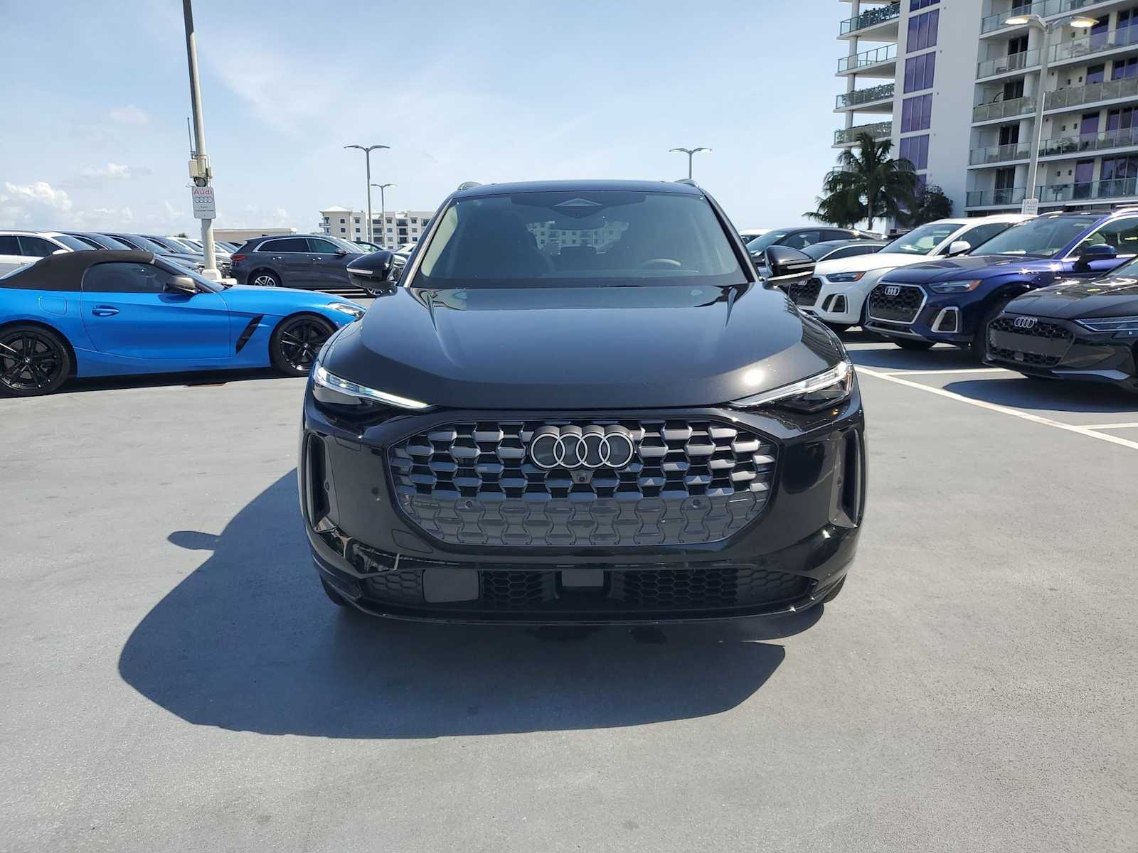 Thumbnail: 2025 Audi Q5 - 9