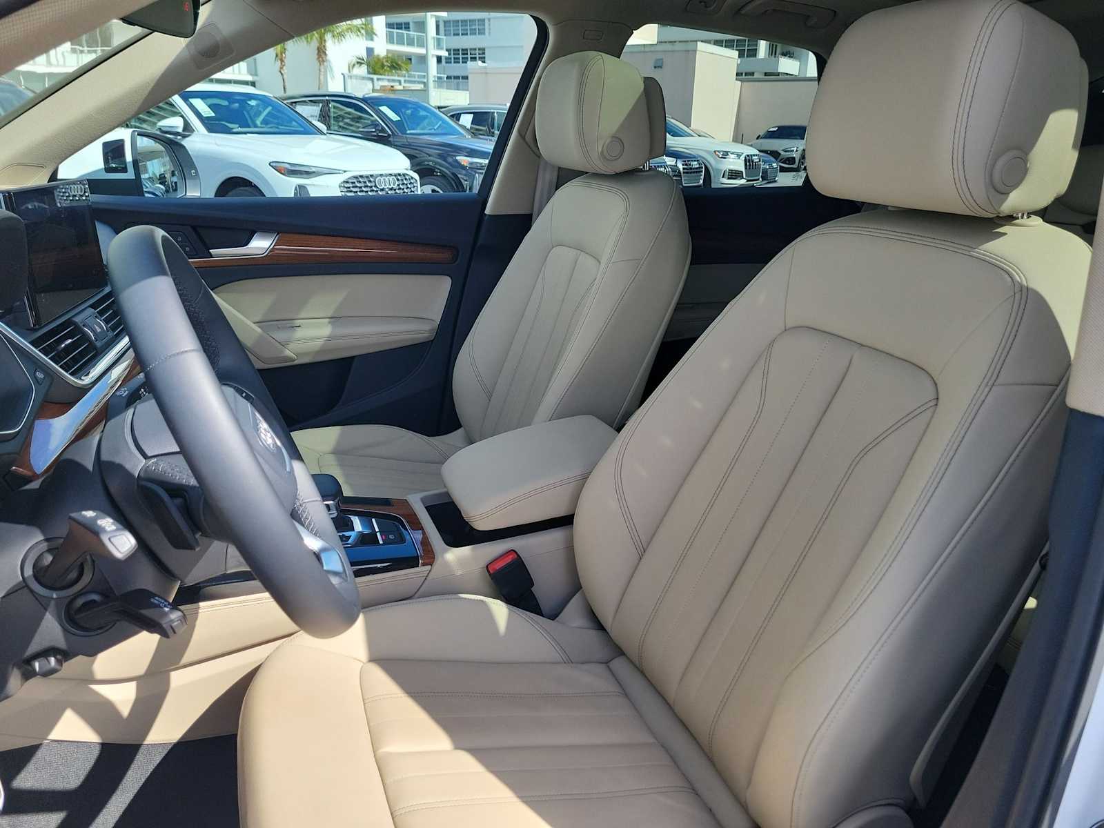 Thumbnail: 2023 Audi Q5 - 15