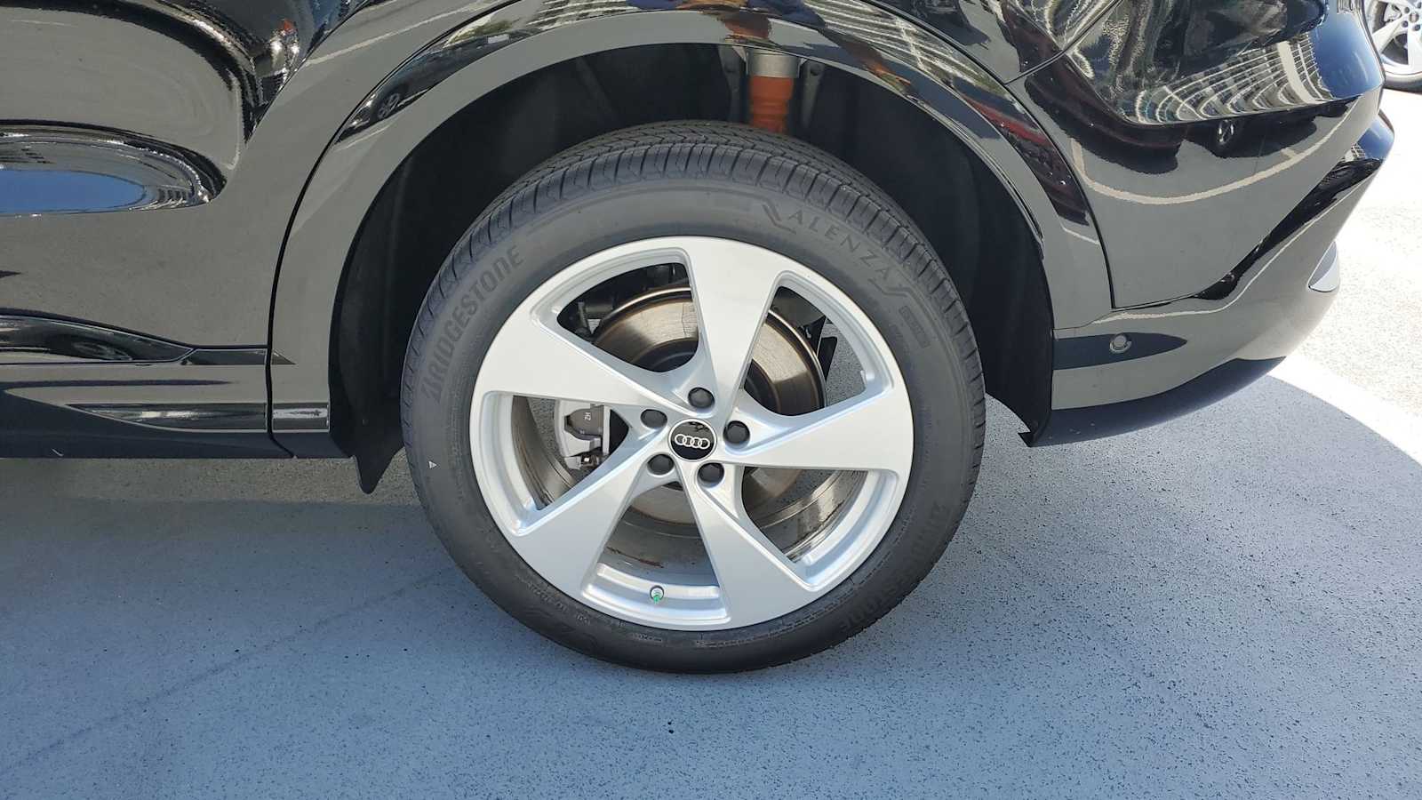 Thumbnail: 2026 Audi Q5 - 13