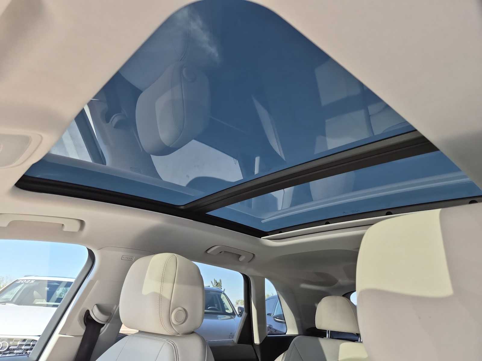 Thumbnail: 2020 Audi Q3 - 18