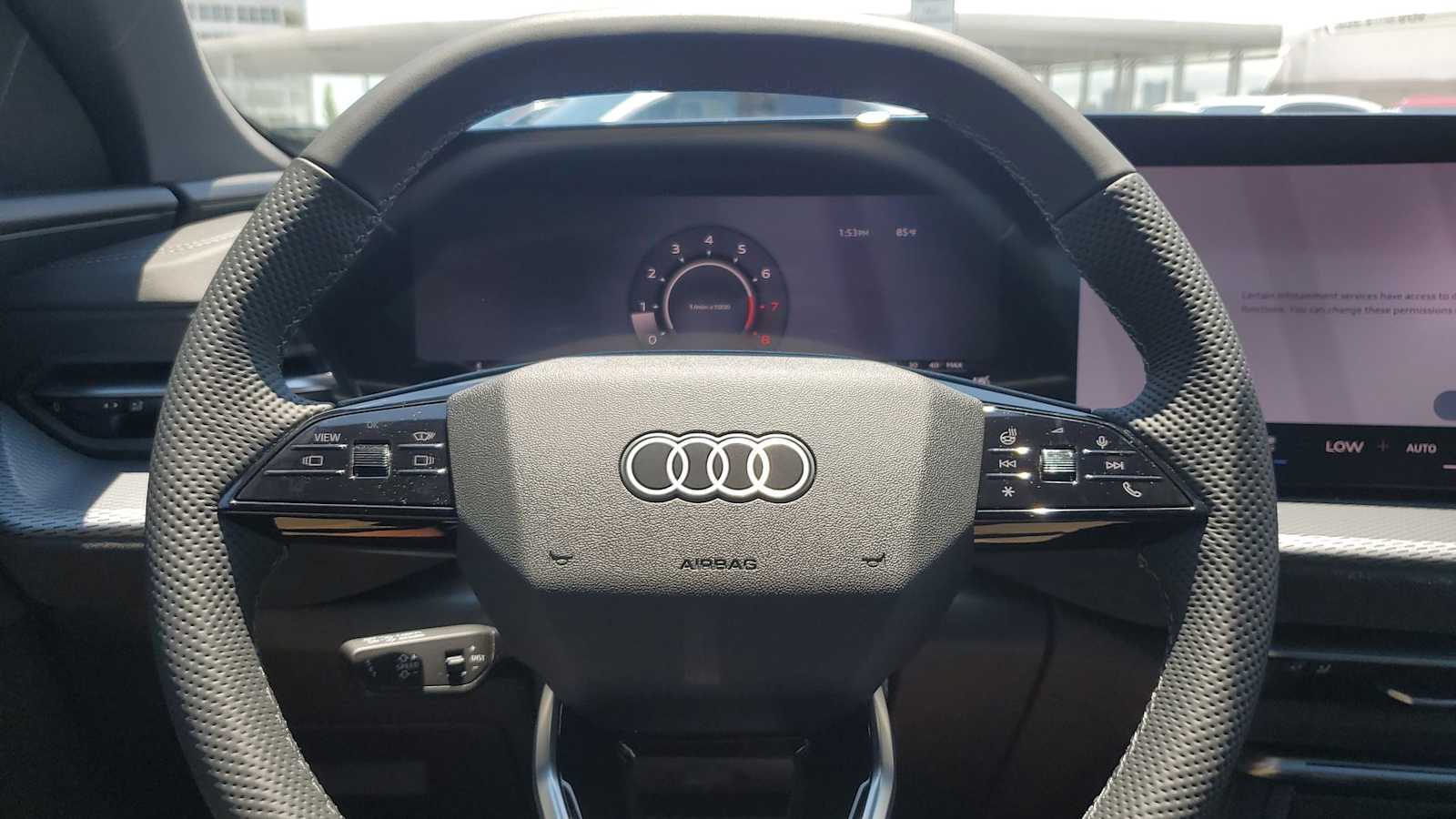 Thumbnail: 2026 Audi SQ5 - 23