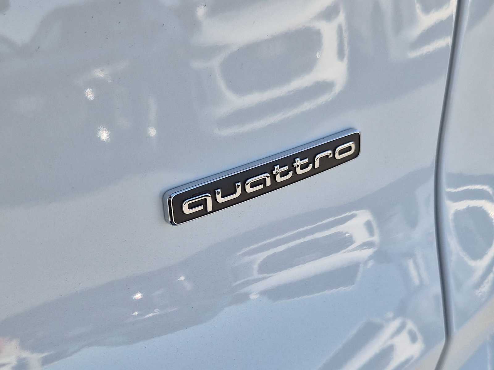 Thumbnail: 2025 Audi Q5 - 11