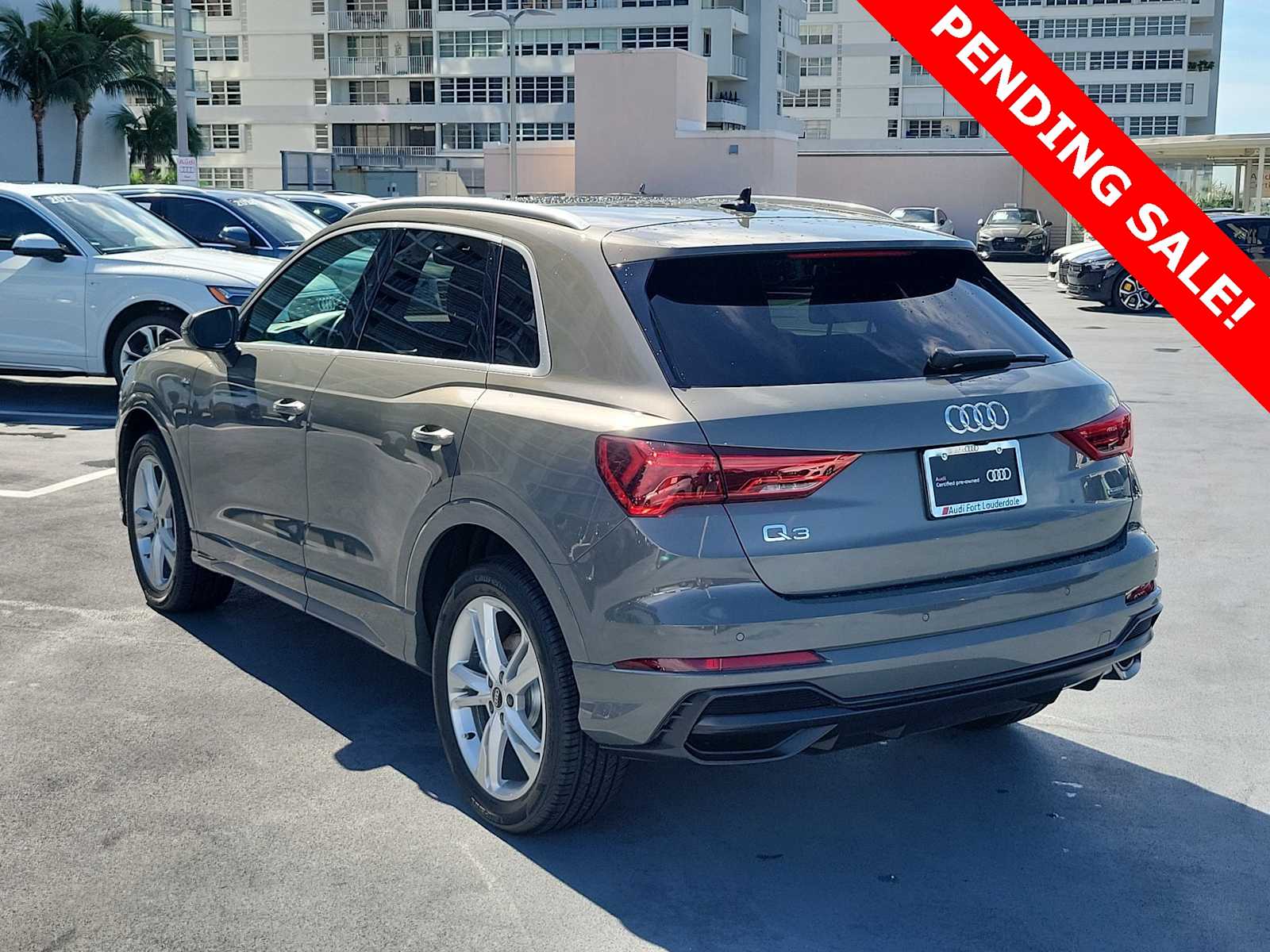 Thumbnail: 2022 Audi Q3 - 4