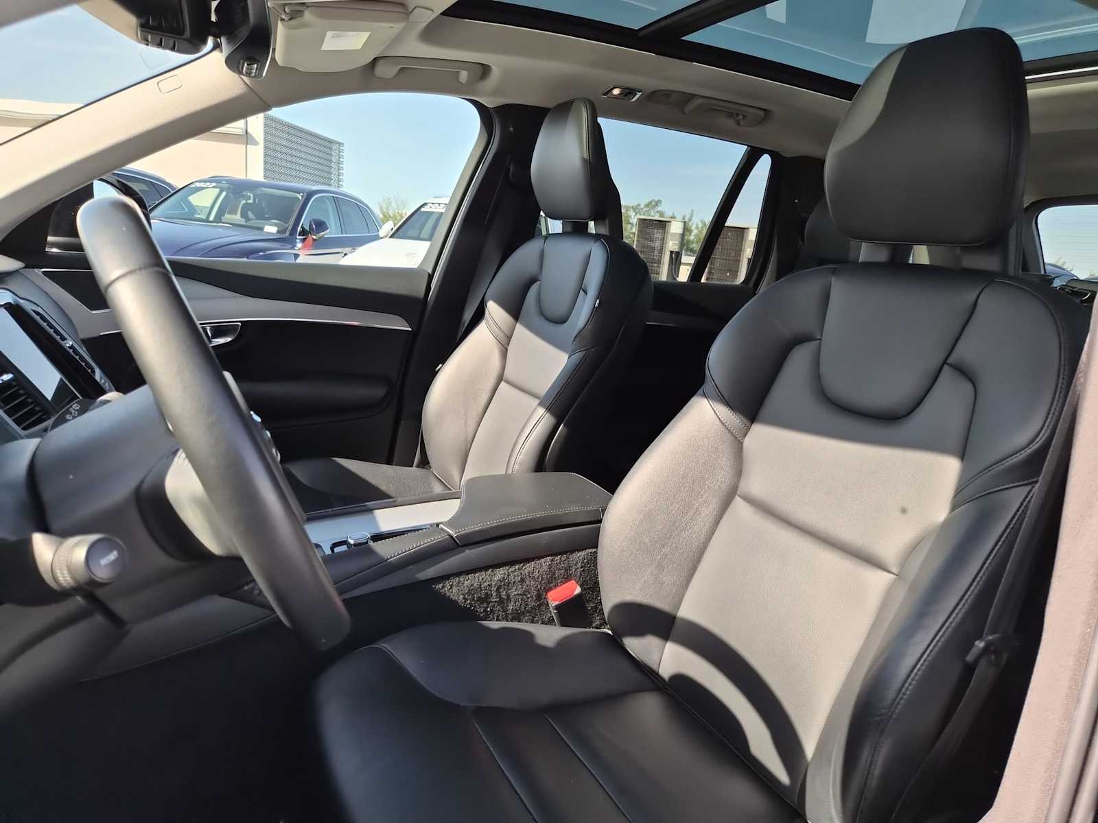 Thumbnail: 2021 Volvo XC90 - 15