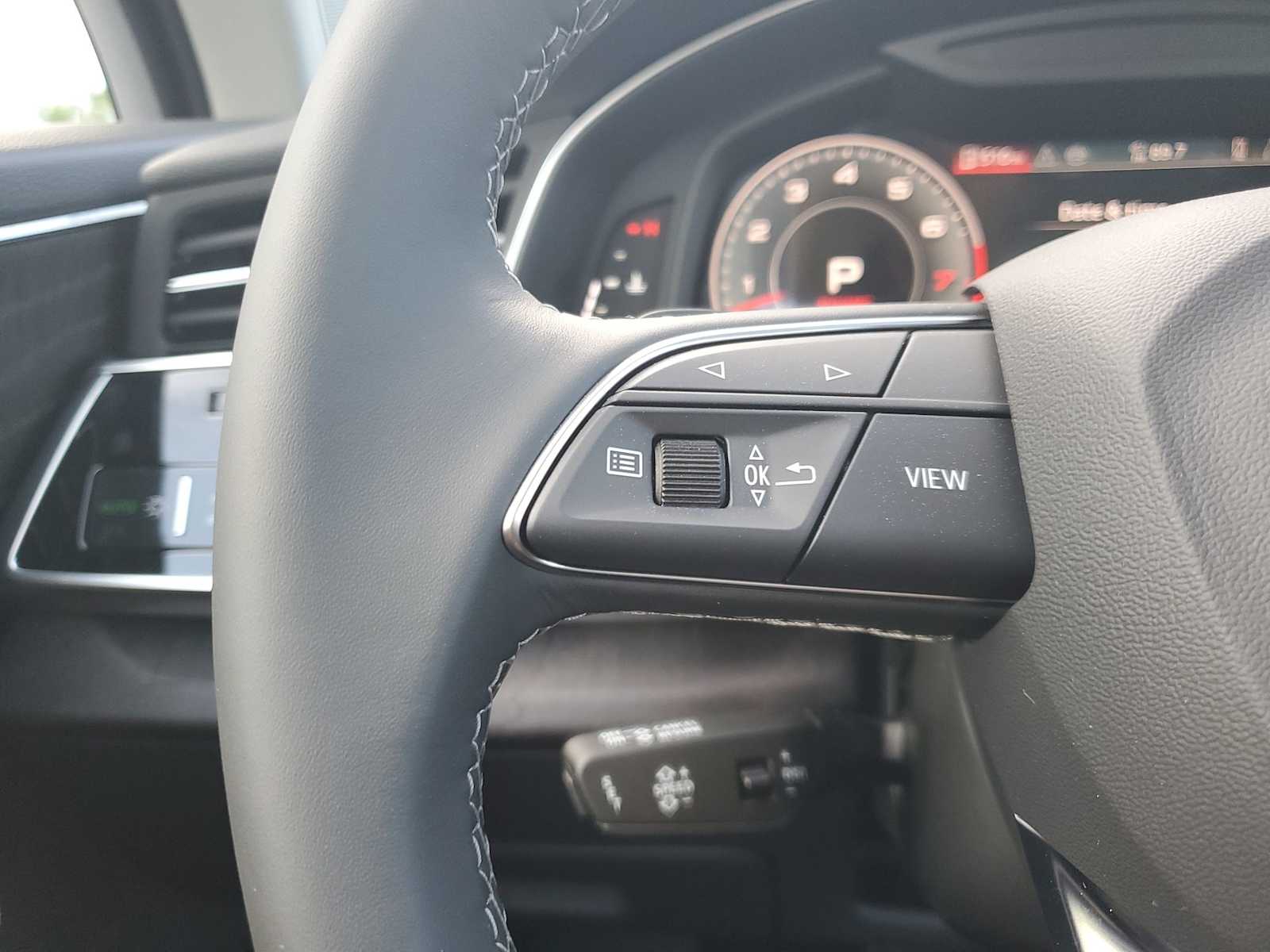 Thumbnail: 2025 Audi Q7 - 17