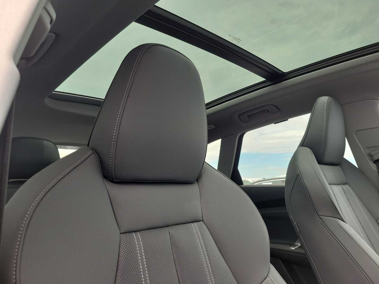 Thumbnail: 2026 Audi Q5 - 21