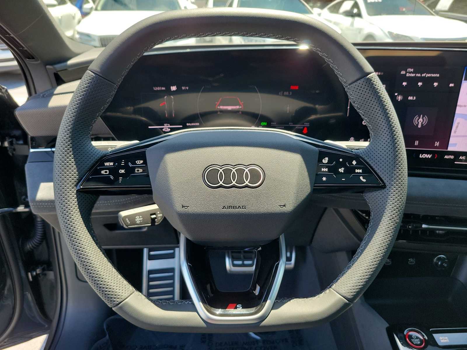 Thumbnail: 2025 Audi e-tron S - 20