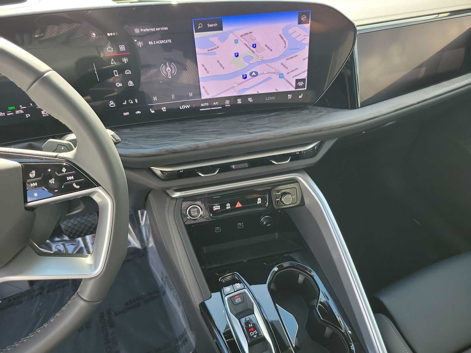 Thumbnail: 2025 Audi Q5 - 23