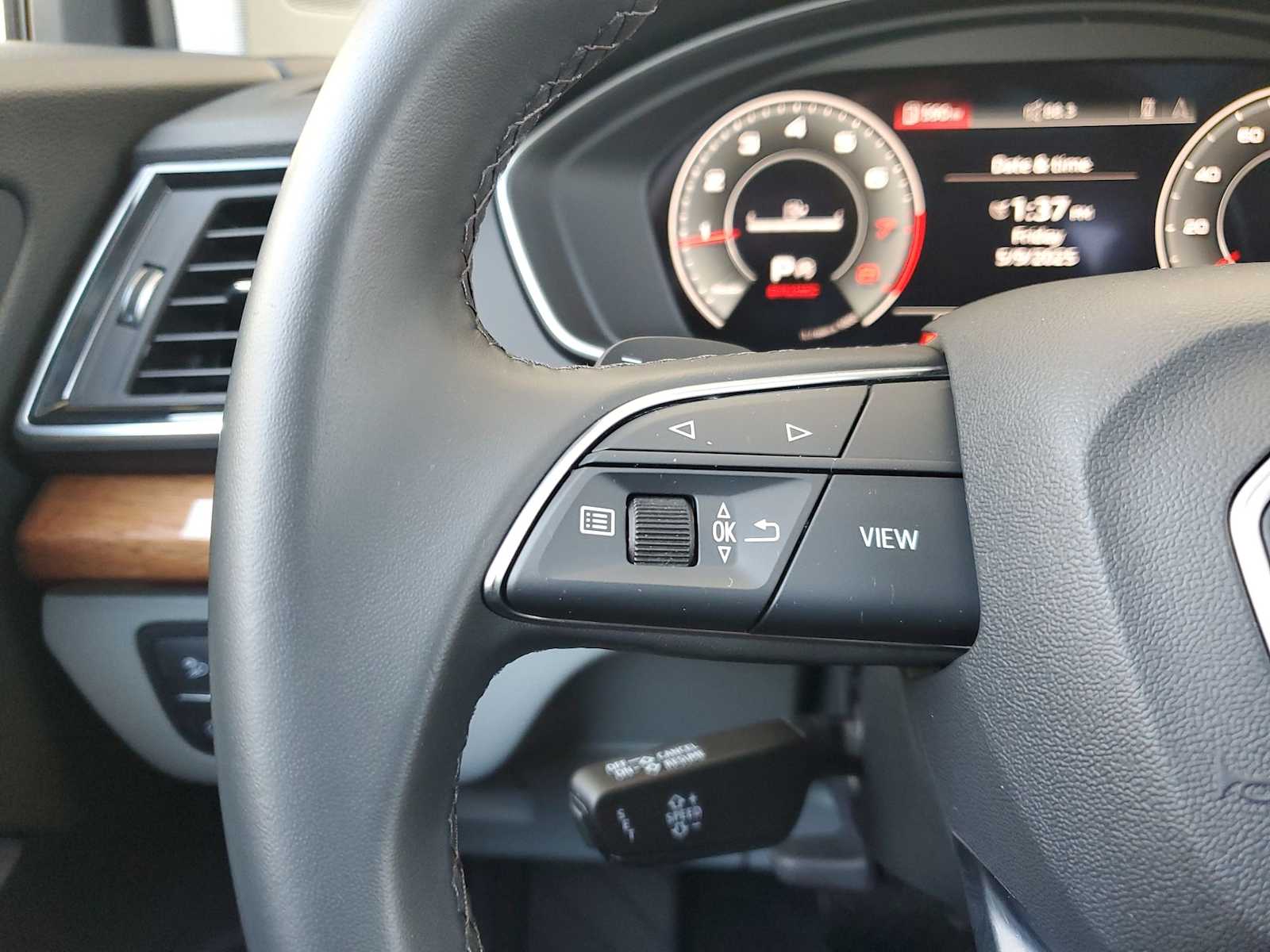2022 Audi Q5 e Premium Plus 17