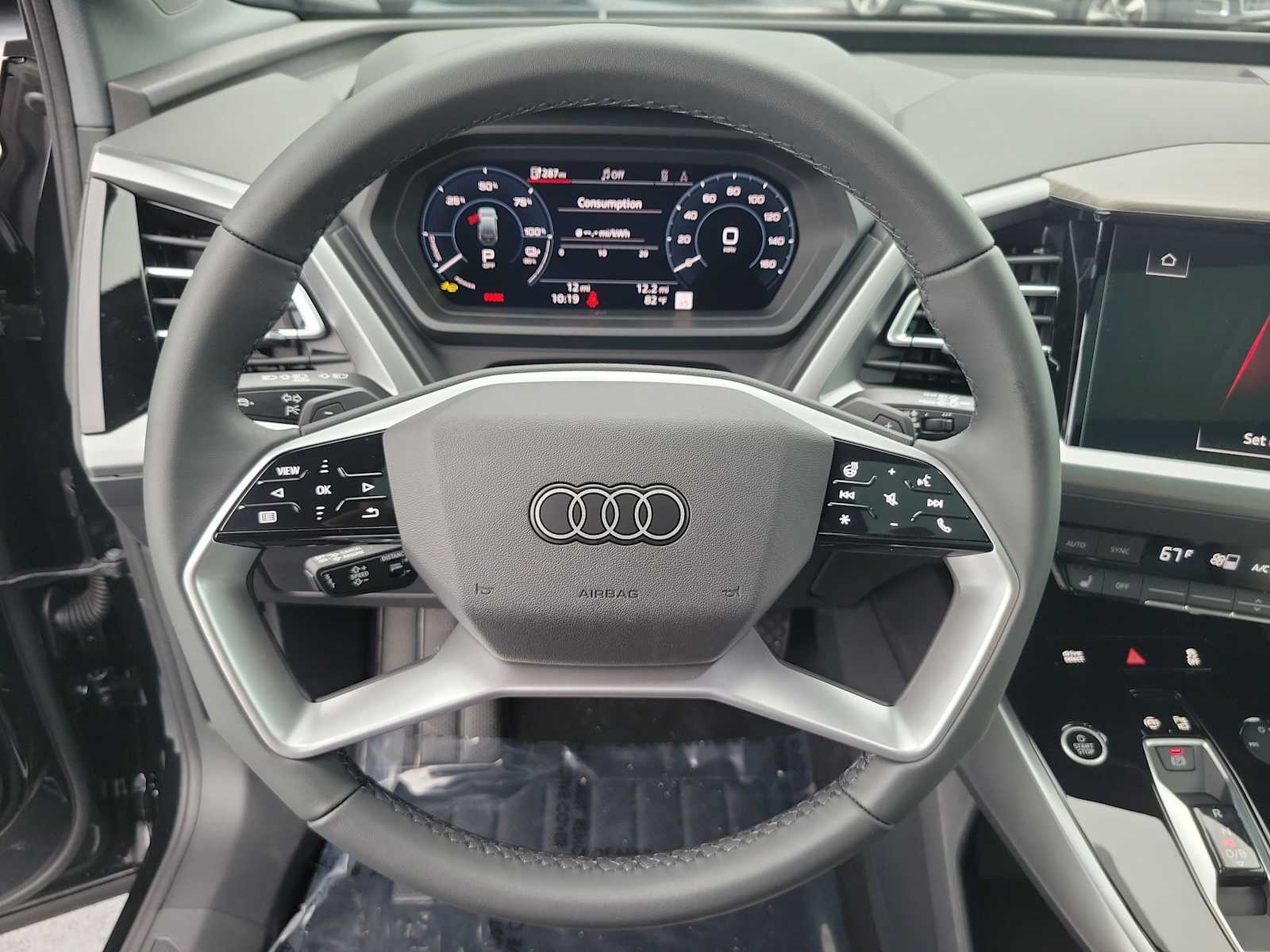 Thumbnail: 2026 Audi Q4 e-tron - 20