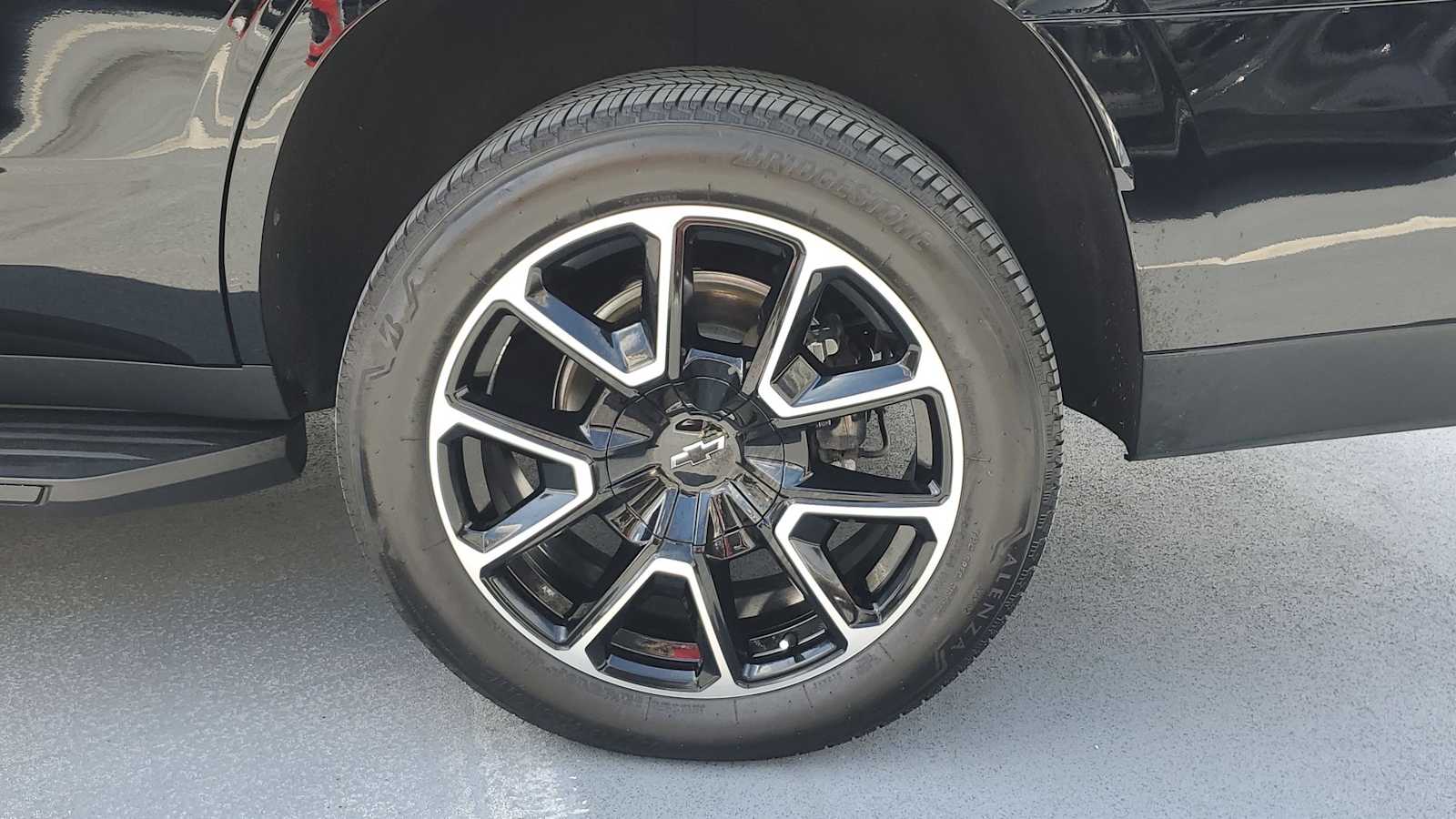 Thumbnail: 2025 Chevrolet Tahoe - 13