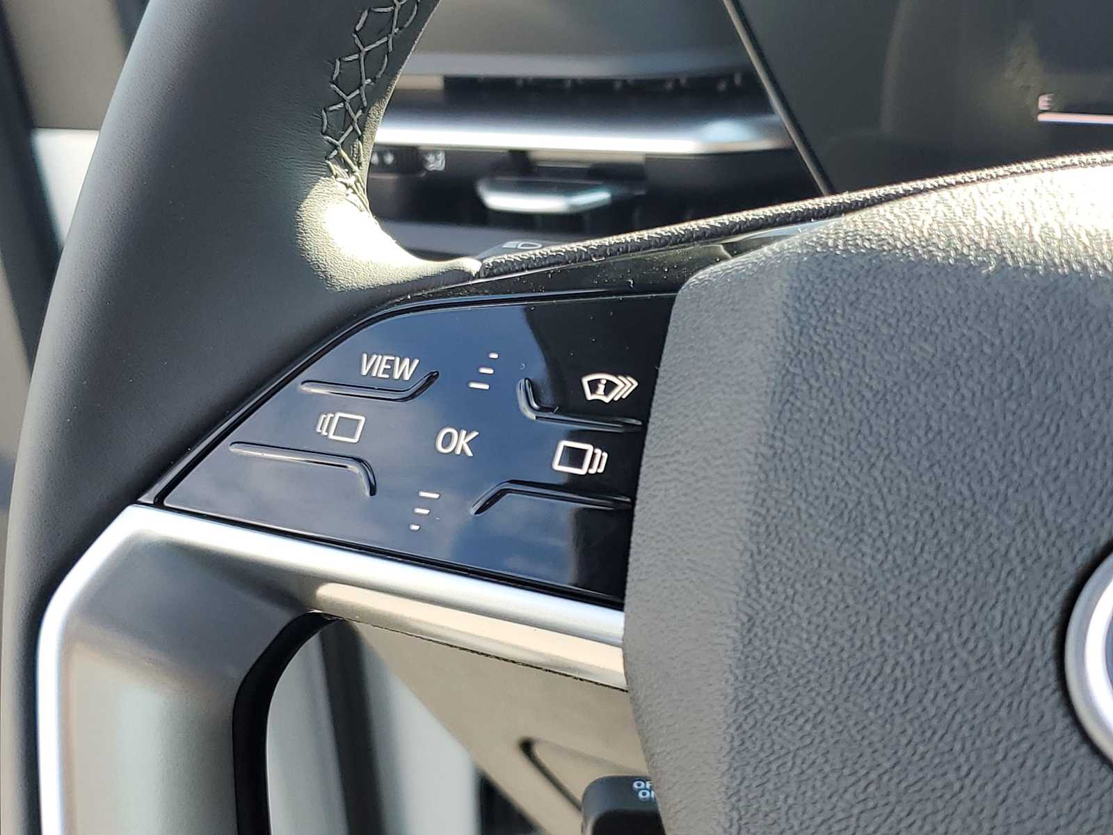 Thumbnail: 2025 Audi Q5 - 21