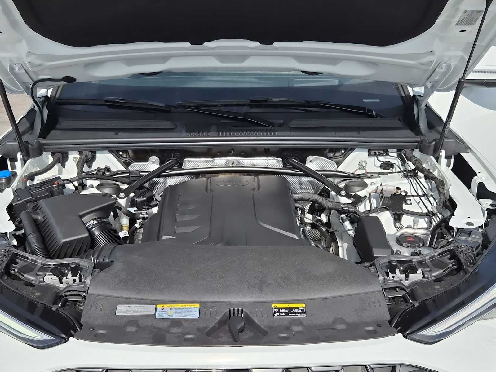 Thumbnail: 2025 Audi Q5 - 13