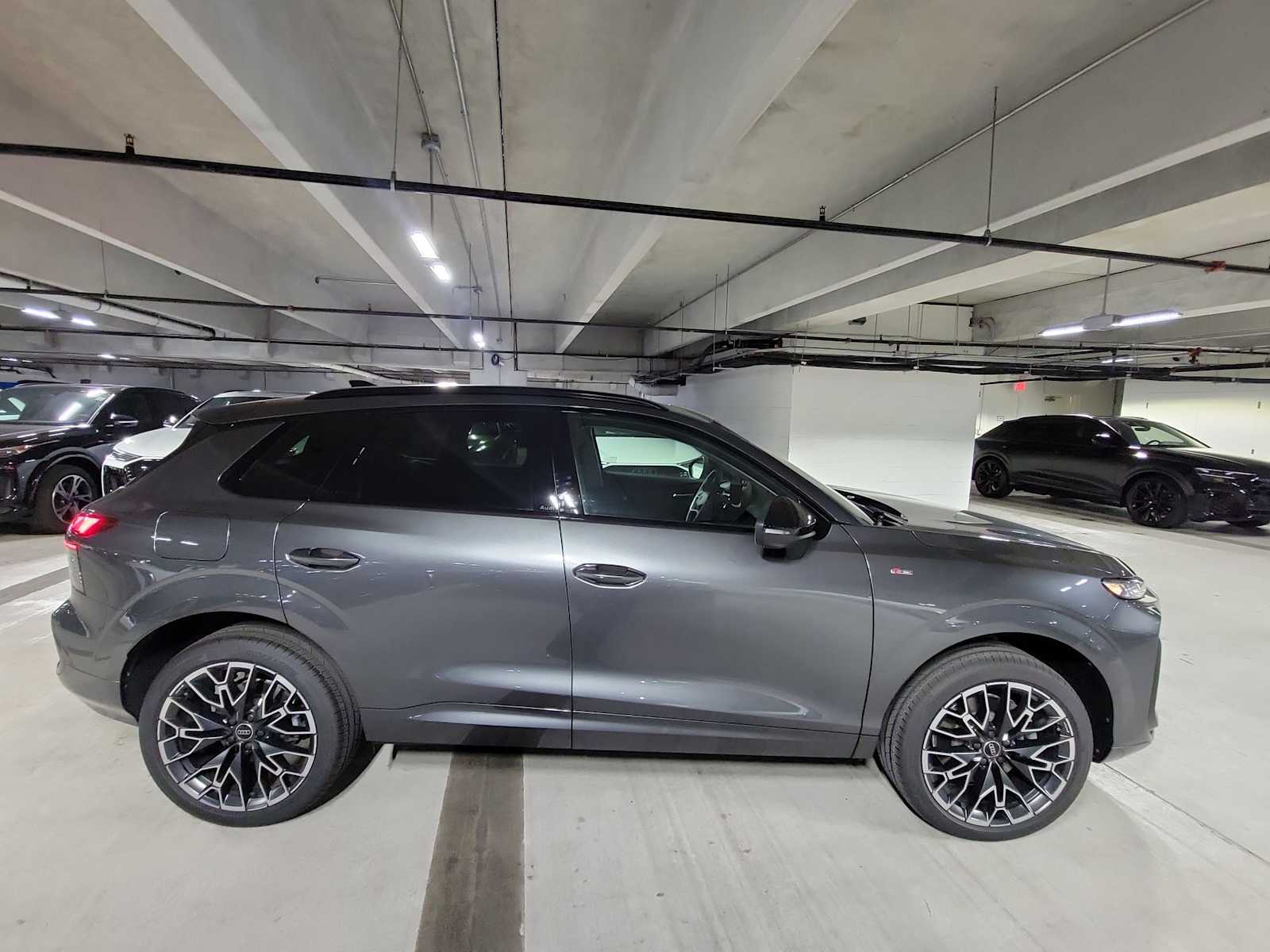 Thumbnail: 2026 Audi Q3 - 7