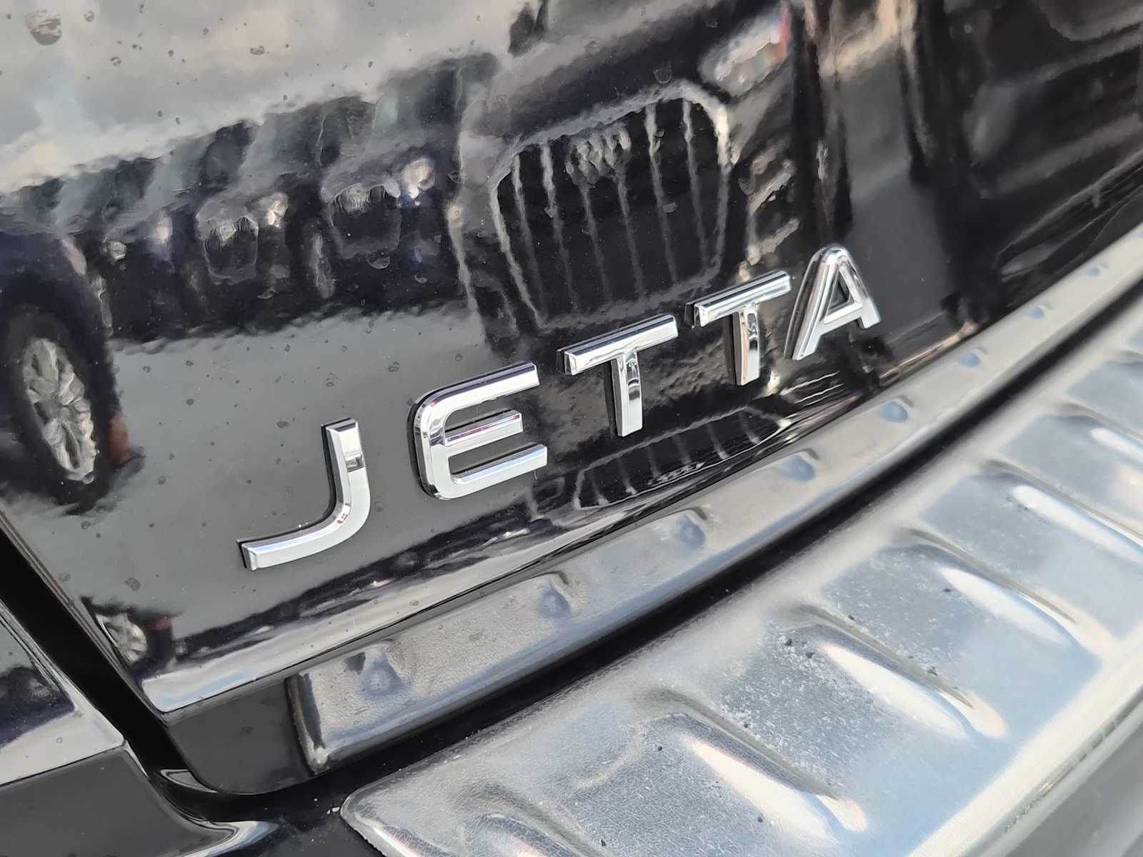 Thumbnail: 2023 Volkswagen Jetta - 10