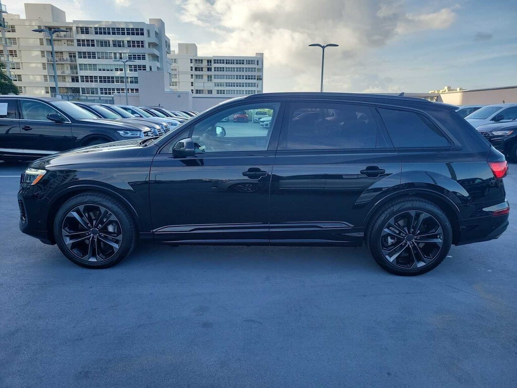 New 2026 Audi Q7 55 Premium SUV