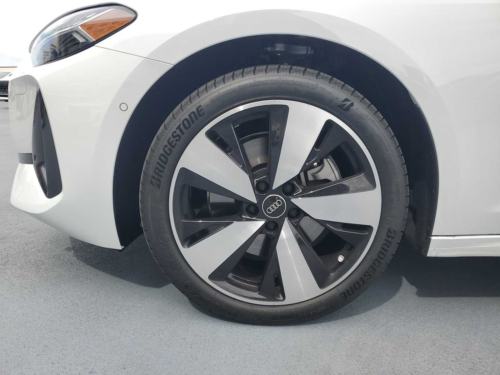 Thumbnail: 2025 Audi A5 - 10