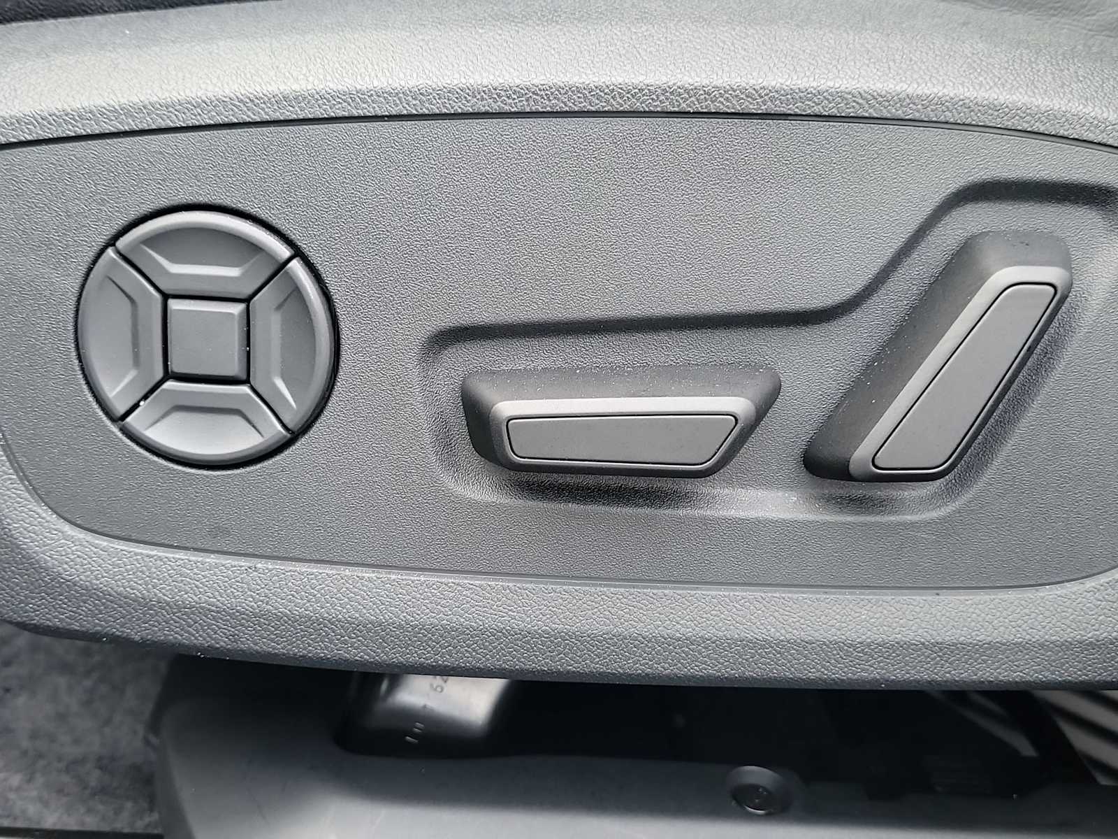 Thumbnail: 2025 Audi A5 - 16