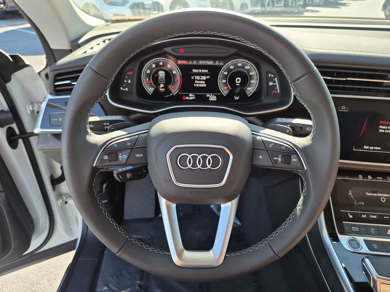 Thumbnail: 2025 Audi Q8 - 20