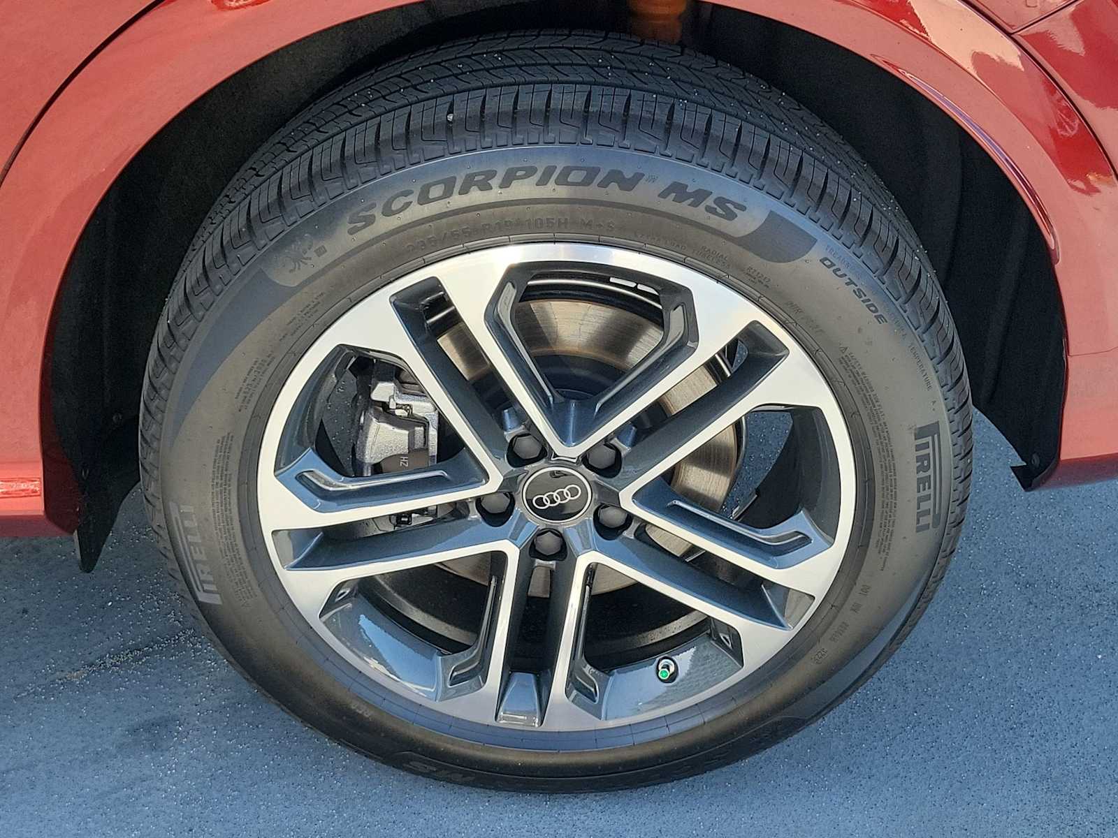 Thumbnail: 2025 Audi Q5 - 12