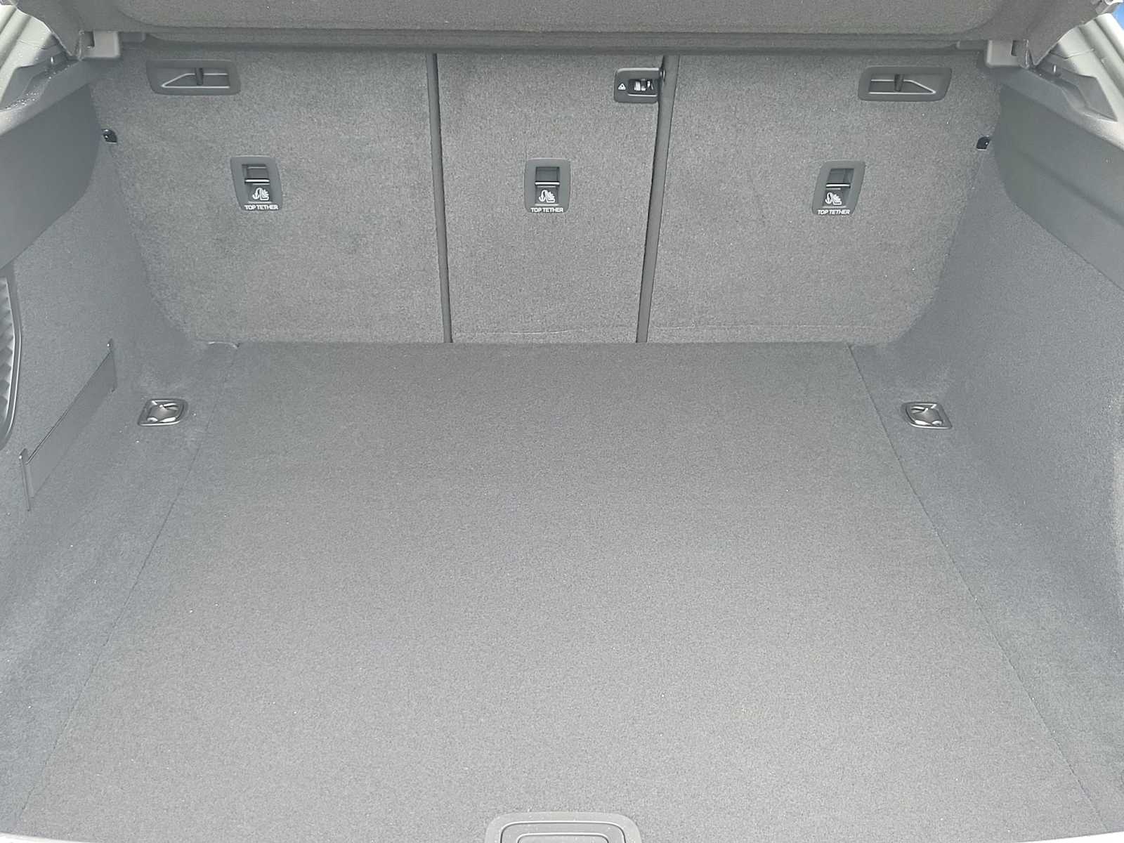 Thumbnail: 2025 Audi S5 - 26