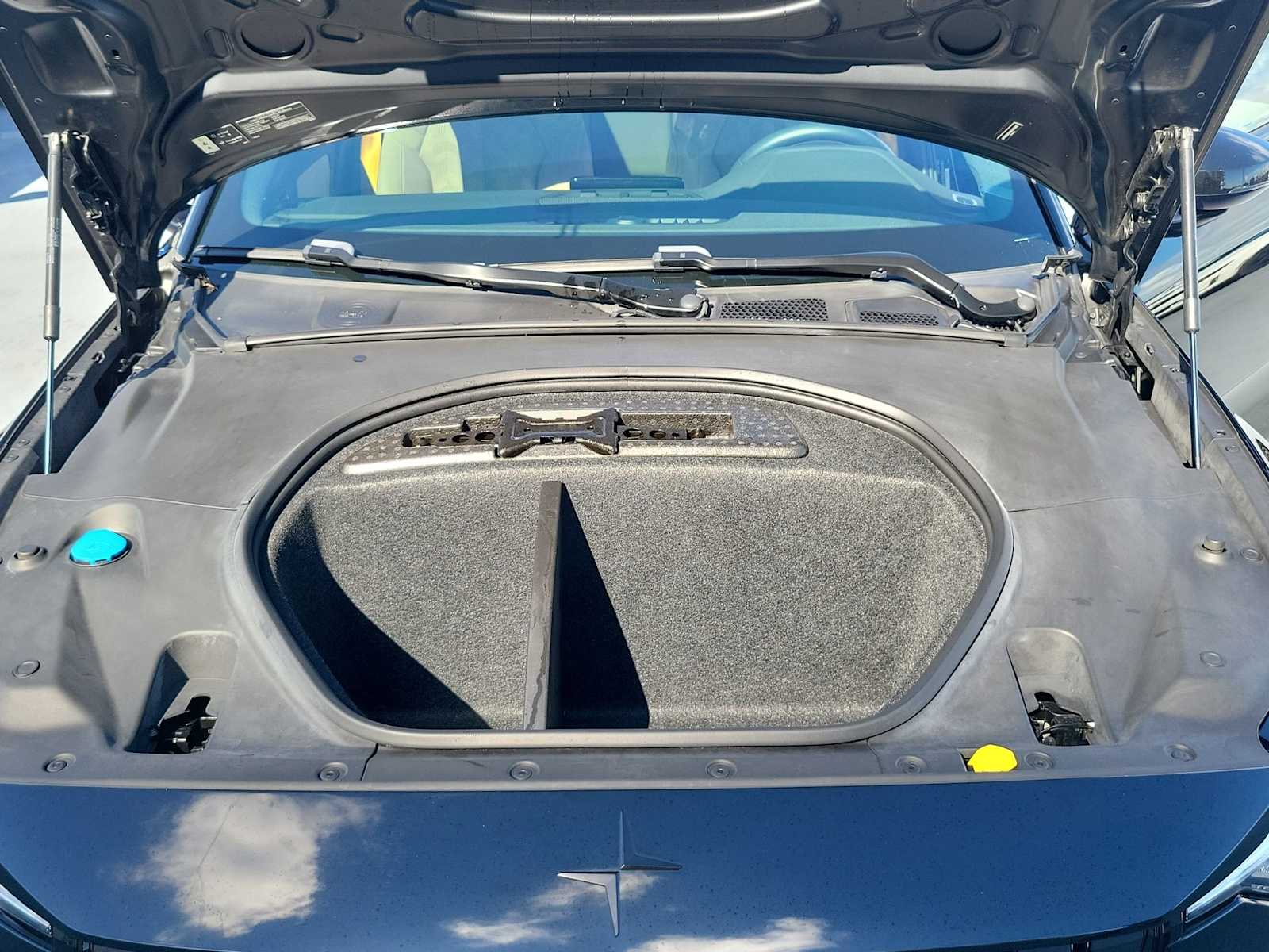 Thumbnail: 2022 Polestar 2 - 12