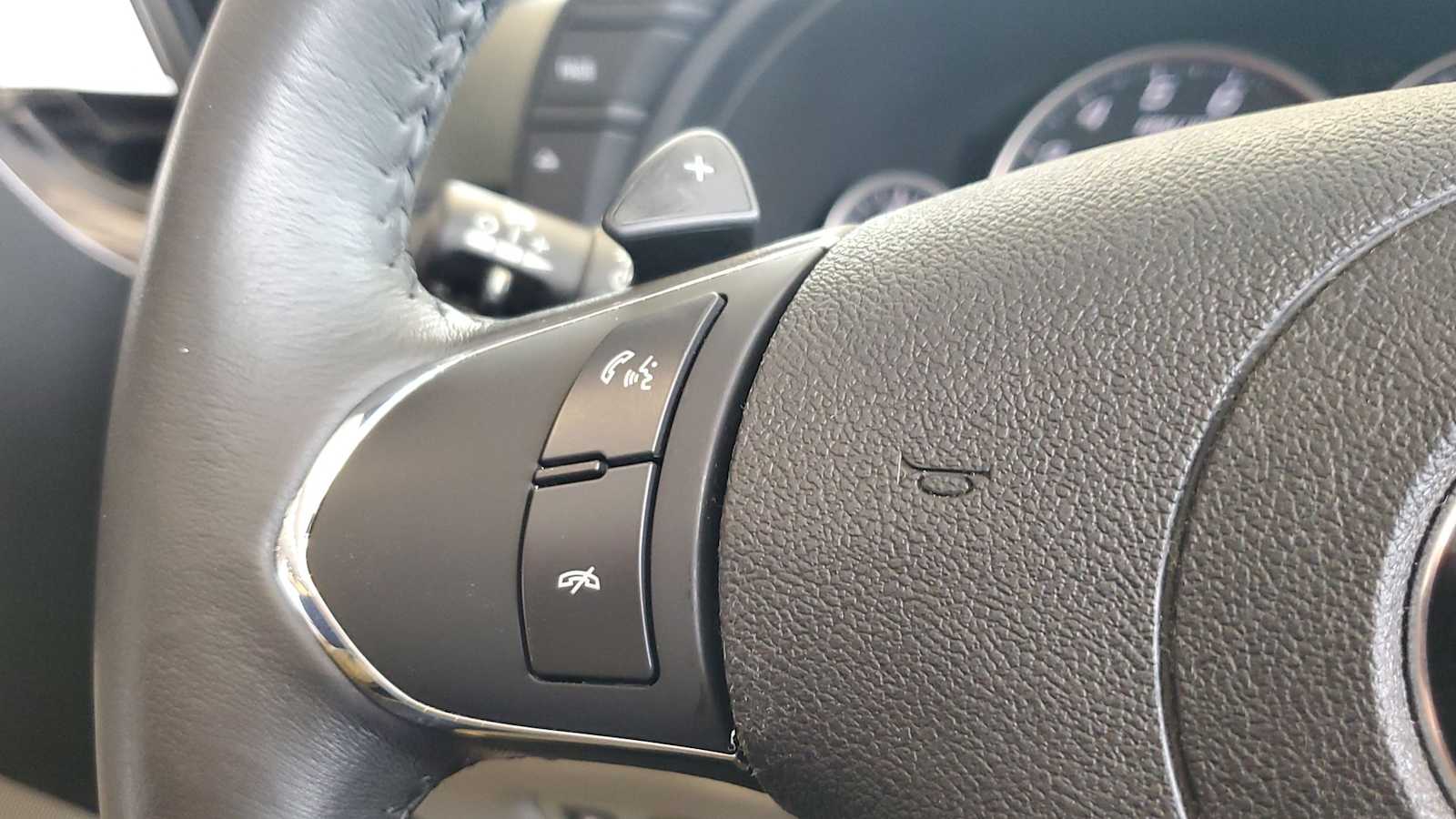 Thumbnail: 2012 Chevrolet Corvette - 22