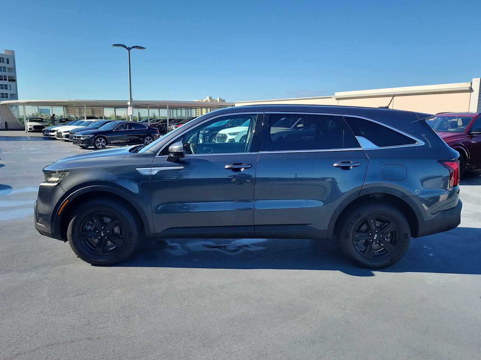 Thumbnail: 2021 Kia Sorento - 3