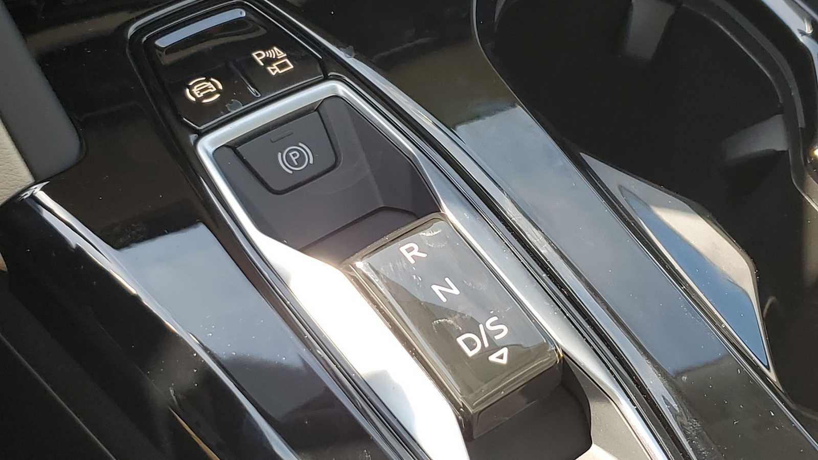 Thumbnail: 2025 Audi Q5 - 33