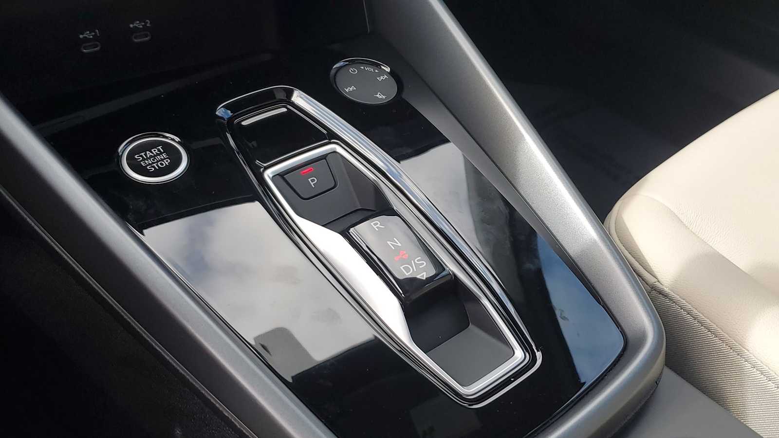 Thumbnail: 2025 Audi A3 - 32