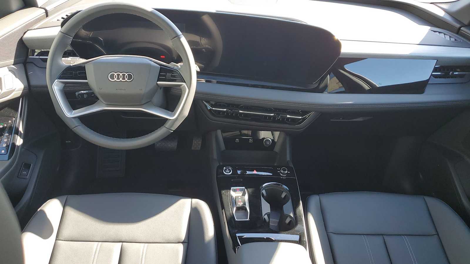 Thumbnail: 2027 Audi Q6 e-tron - 15