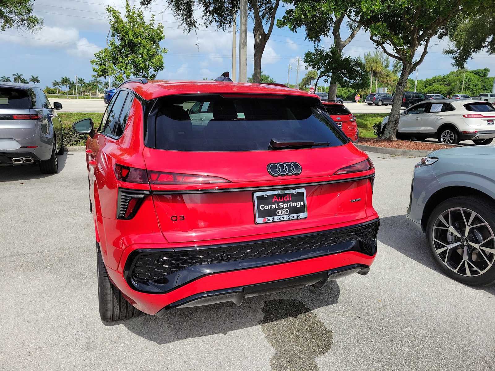 Thumbnail: 2026 Audi Q3 - 3
