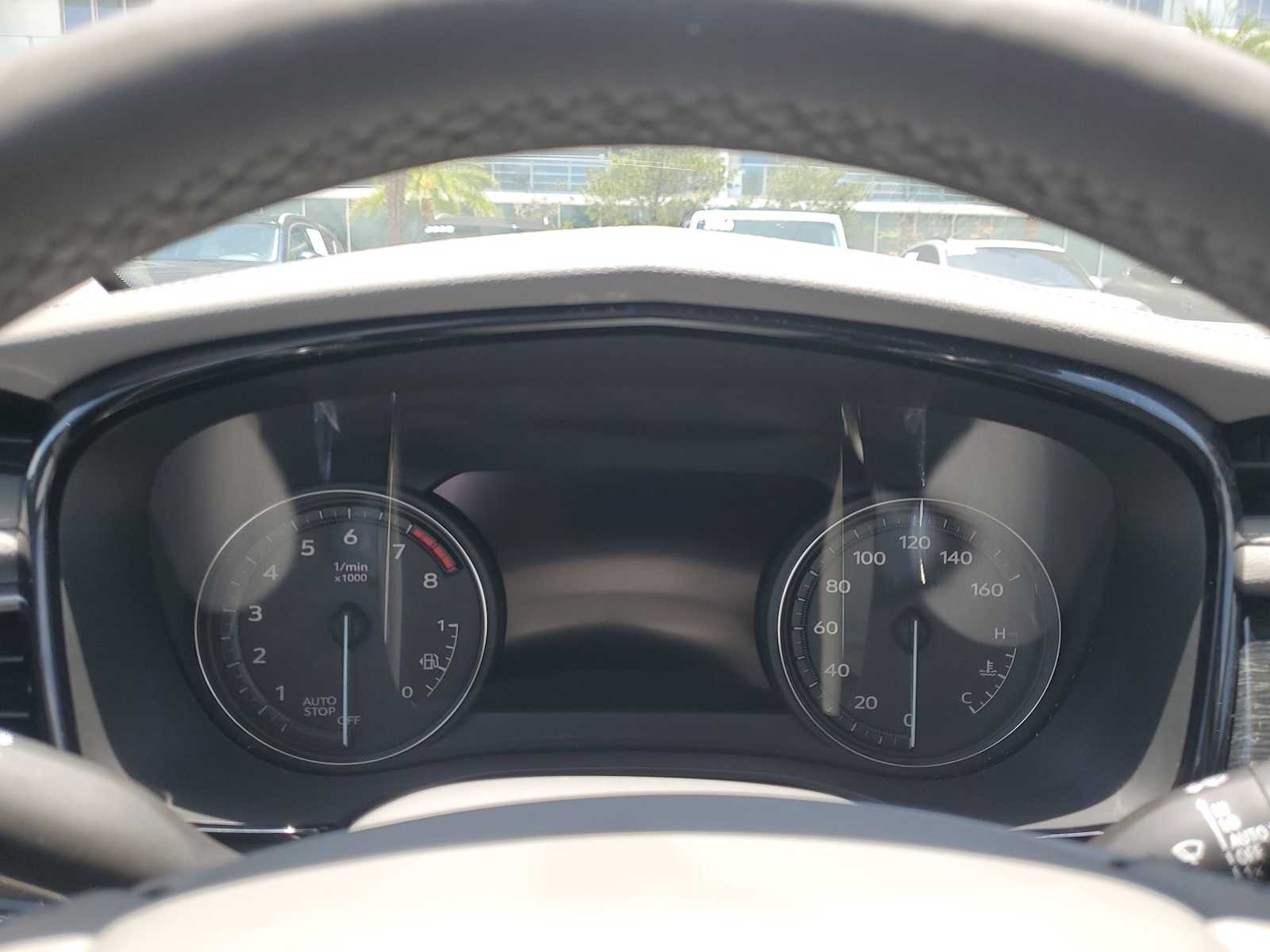 Thumbnail: 2023 Cadillac XT6 - 22